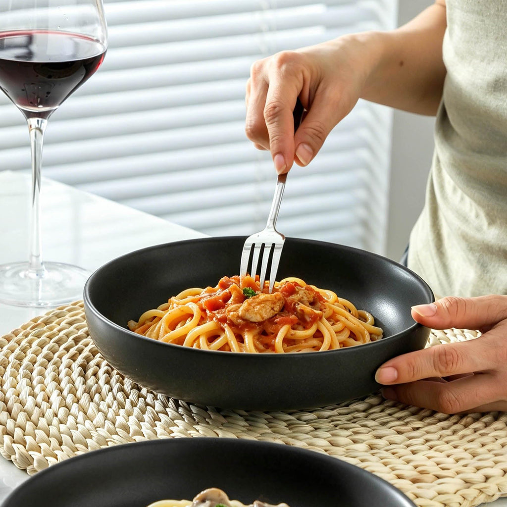 34 oz Stoneware Pasta Bowls Set of 4, Matte Black P62217