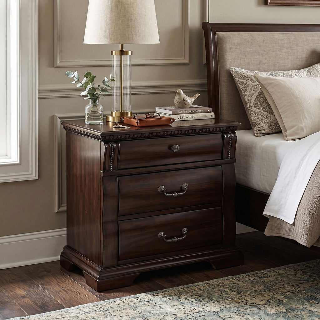 3-Drawer Nightstand U580